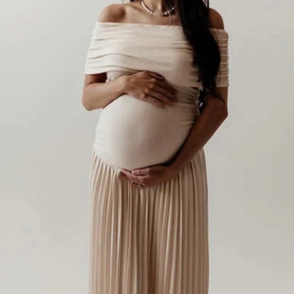 Off Shoulder Ruched Pleated Big Swing Maternity Maxi Dress
